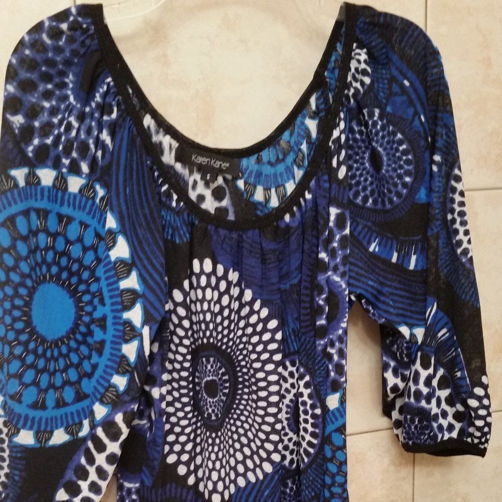 Karen Kane top